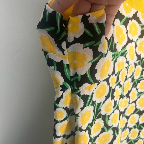 Diane von Furstenberg for Target 90s Shift Yellow Poppy Mini Dress Women's Sz 12 - Picture 7 of 7